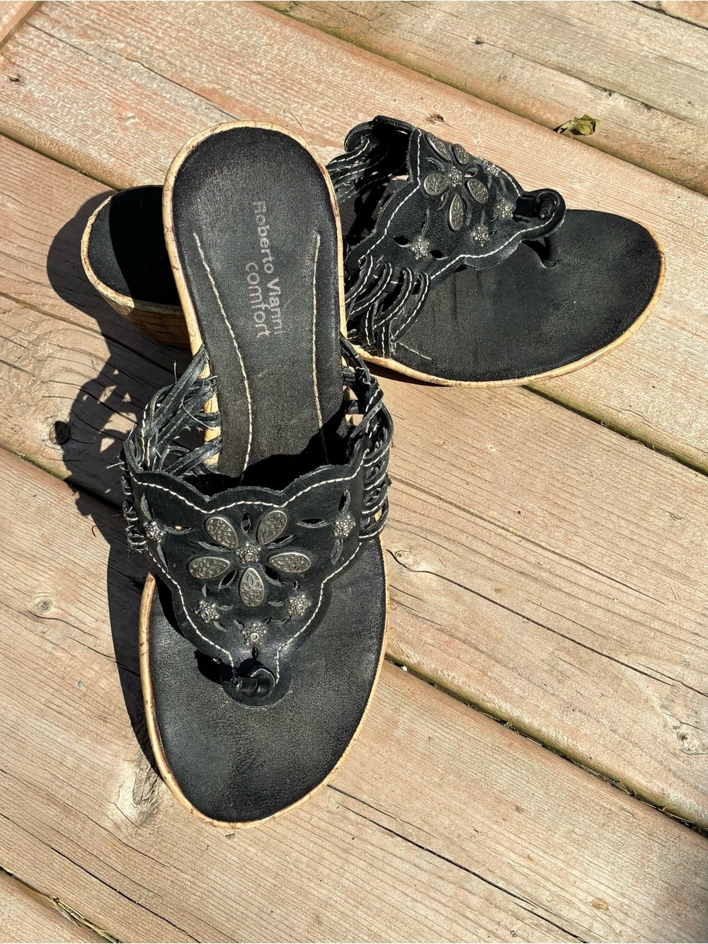 Roberto Vianni Comfort Black Floral Toe-Post Sandals With Metal Accents